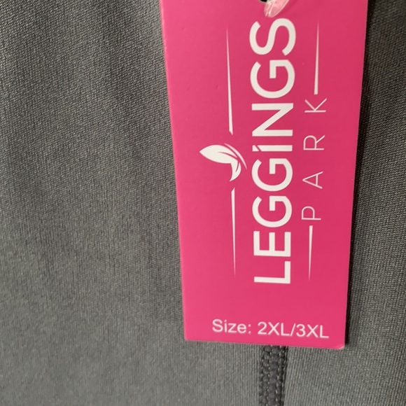 Legging Park Gray, Black mesh sides leggings, NWT - Picture 2 of 9